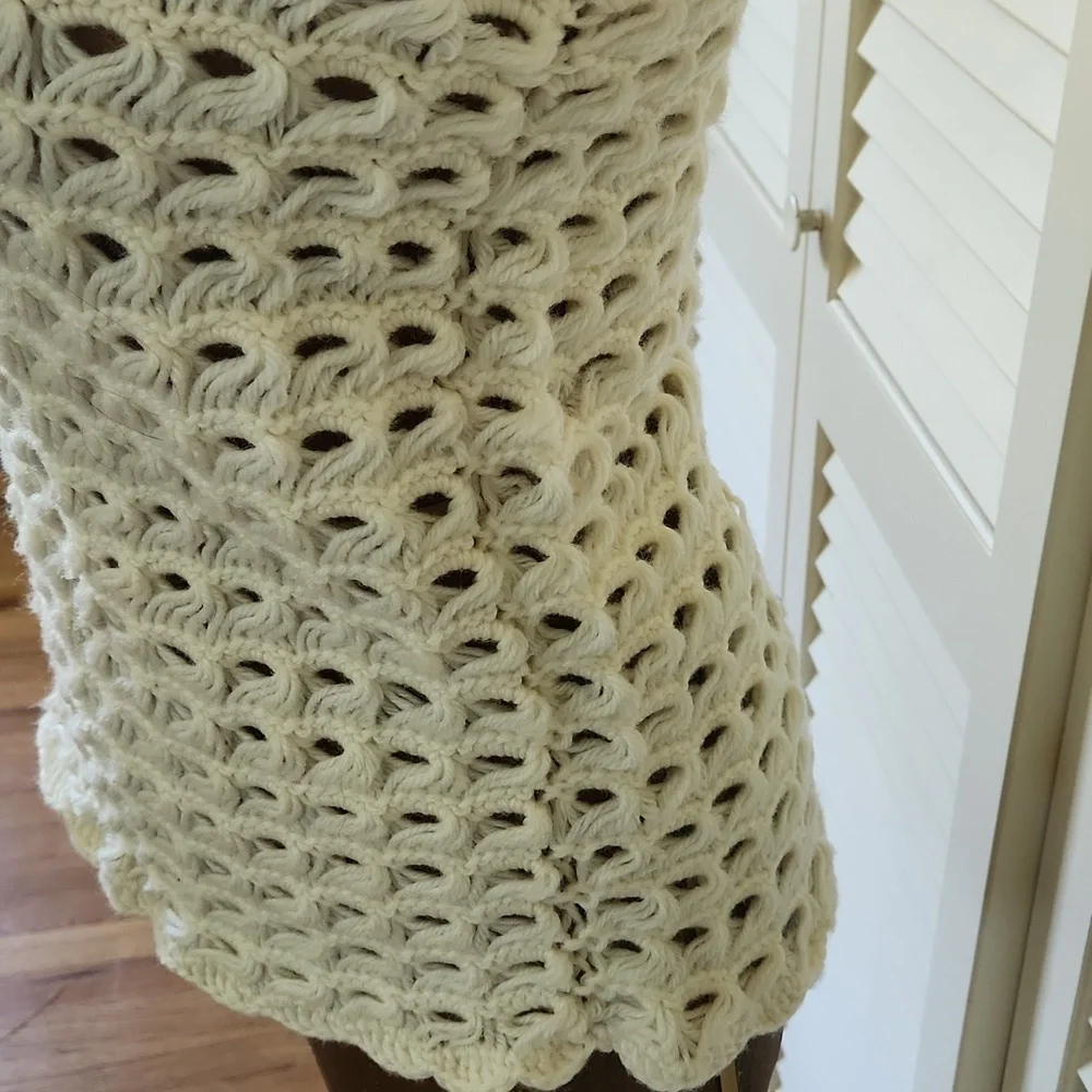 Handmade Crochet Knit Tank Cream Colored Yarn - Picture 3 of 7